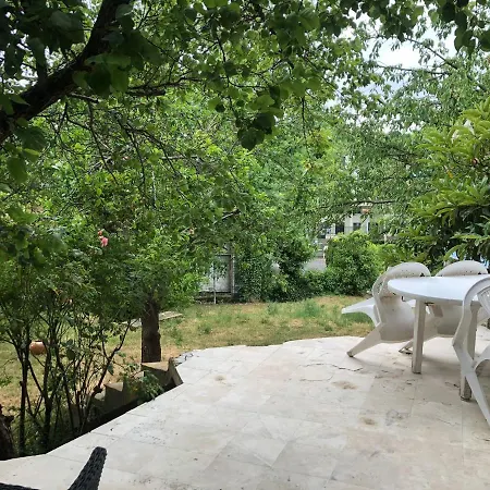 Villa Villa Spacieuse Avec Jacuzzi, Proche Metro Et Rer *