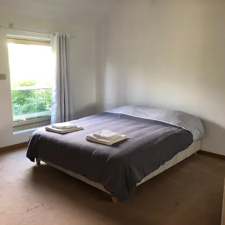 Villa Spacieuse Avec Jacuzzi, Proche Metro Et Rer *