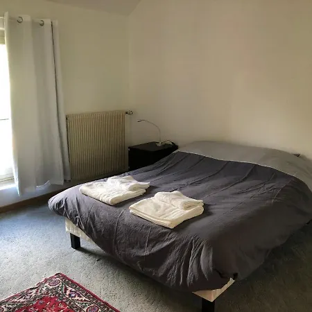 Villa Spacieuse Avec Jacuzzi, Proche Metro Et Rer Villa